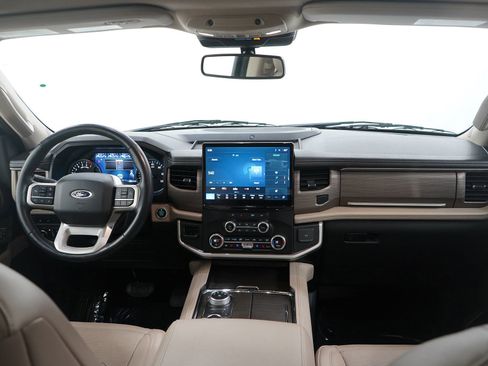 Used 2024 Ford Expedition Max Limited image 15