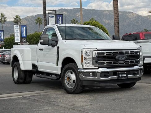 New 2026 Ford F350 XLT w/ 360-Degree Camera Package RWD image 3