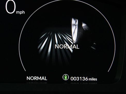 Used 2025 Acura Integra FWD image 25