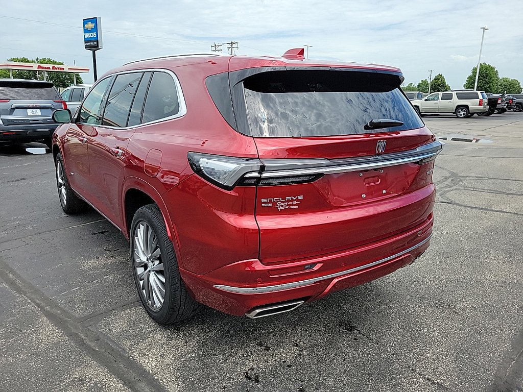 Used 2025 Buick Enclave Avenir AWD/4WD image 7