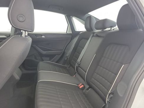 Used 2024 Volkswagen Jetta Sport FWD image 11