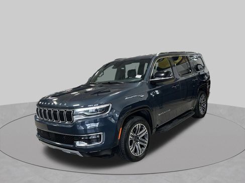Used 2024 Jeep Wagoneer Series II AWD/4WD image 9