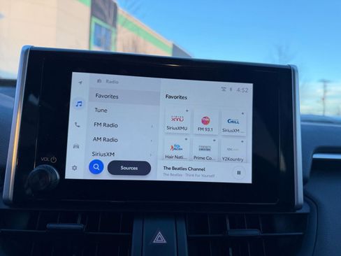 Used 2025 Toyota RAV4 LE image 21