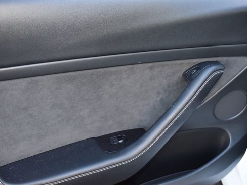 Used 2023 Tesla Model 3 Standard Range image 20