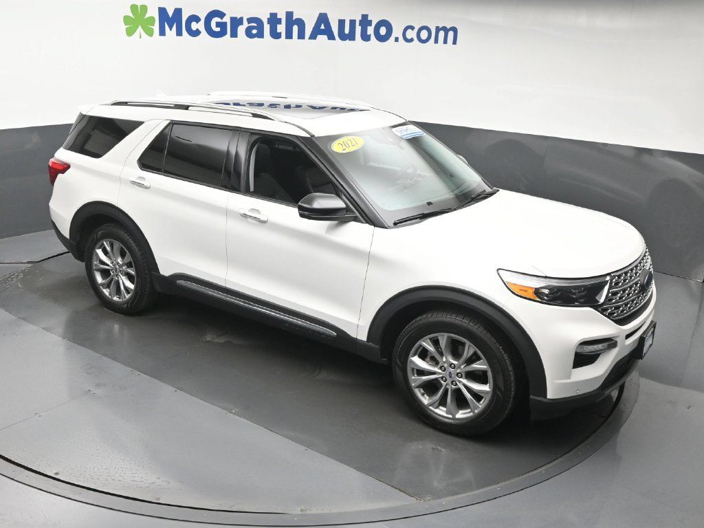 Used 2021 Ford Explorer Limited w/ Equipment Group 301A AWD/4WD image 3