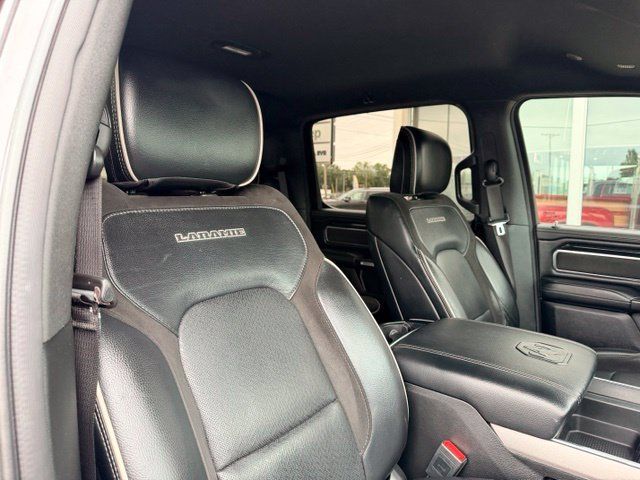 Used 2022 RAM 1500 Laramie AWD/4WD image 12