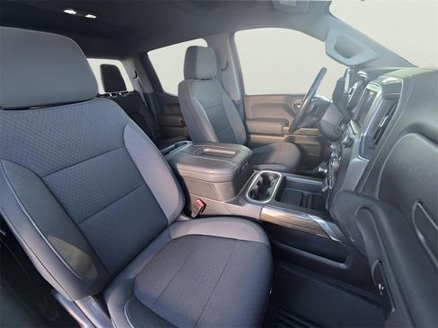 Used 2021 Chevrolet Silverado 1500 LT Trail Boss image 51