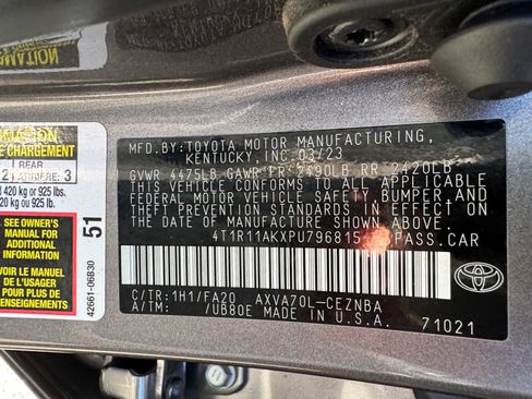 Used 2023 Toyota Camry LE w/ Convenience Package FWD image 18