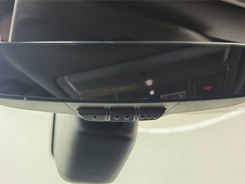 Used 2020 Land Rover Discovery Landmark image 59