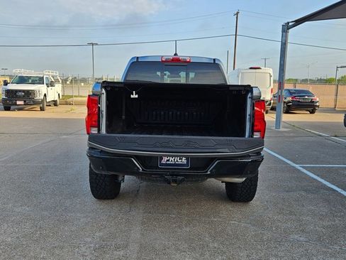Used 2024 Chevrolet Colorado ZR2 w/ ZR2 Convenience Package III image 6