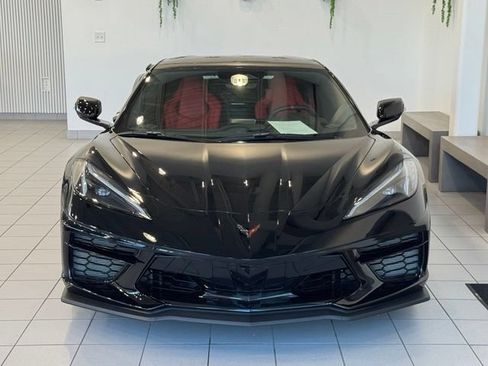 Used 2025 Chevrolet Corvette Stingray Convertible w/ Z51 Performance Package RWD image 34