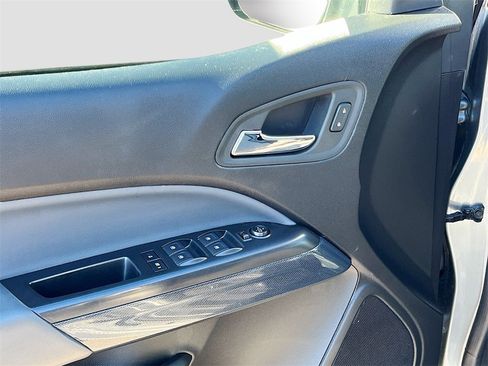 Used 2022 Chevrolet Colorado Z71 image 18