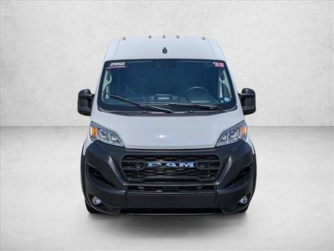 Used 2025 RAM ProMaster 2500 w/ Convenience Group FWD image 2
