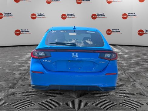 Used 2022 Honda Civic Sport image 4