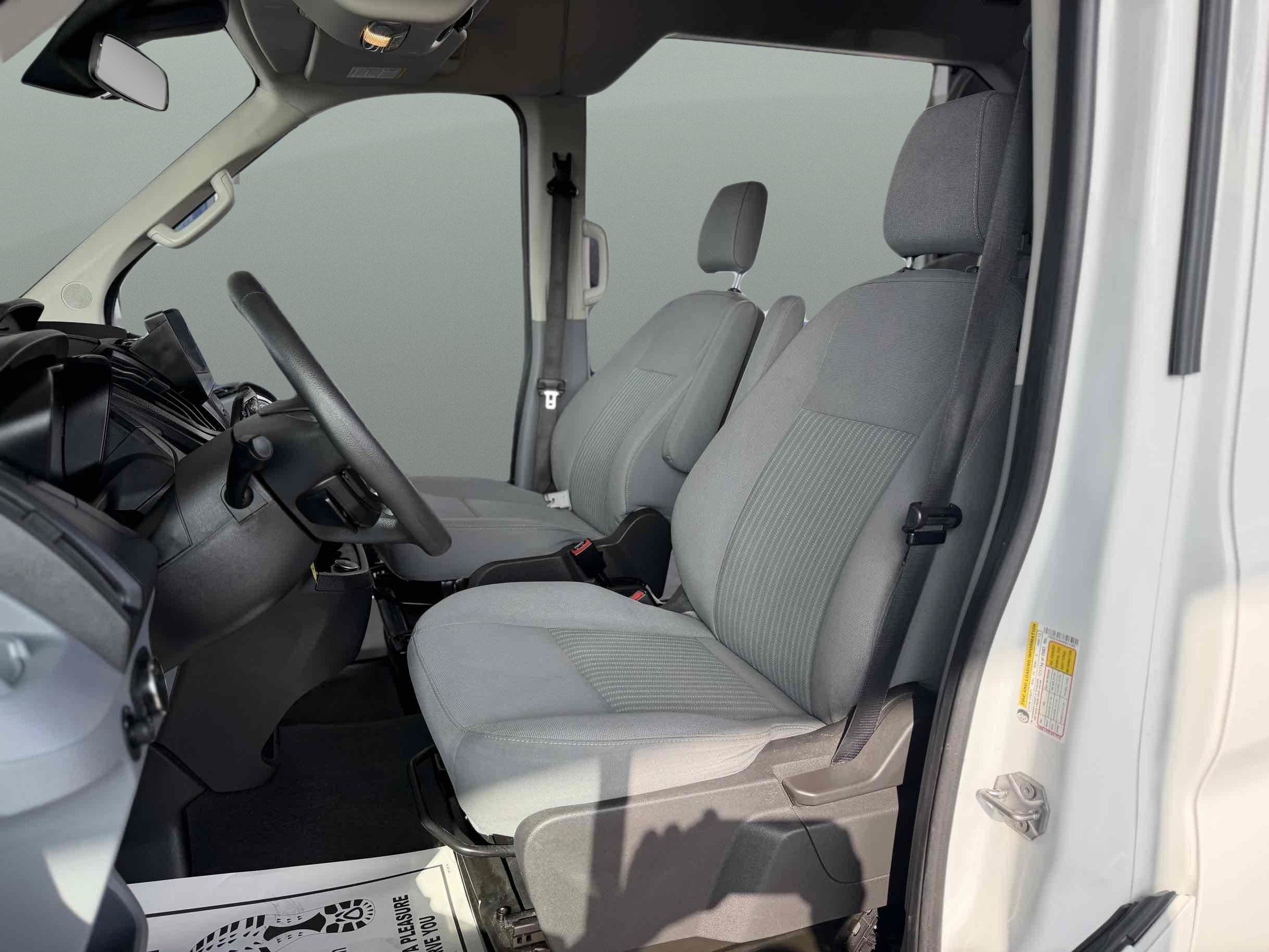 Used 2017 Ford Transit 350 XLT RWD image 10
