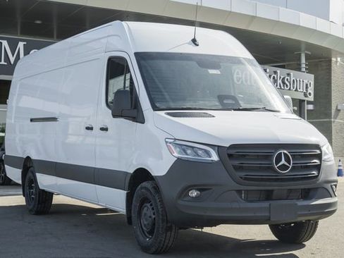 New 2025 Mercedes-Benz Sprinter 3500 image 1