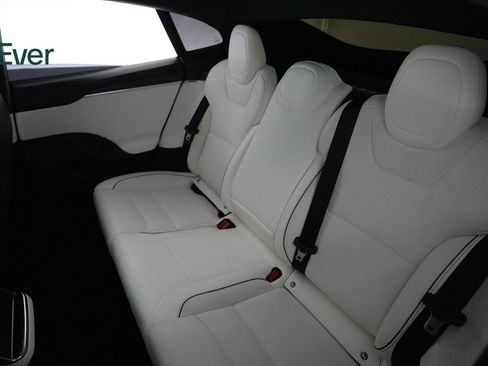 Used 2023 Tesla Model S Plaid image 24