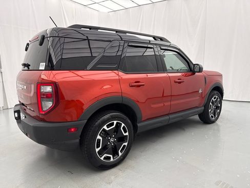 Used 2024 Ford Bronco Sport Outer Banks w/ Tech Package AWD/4WD image 12
