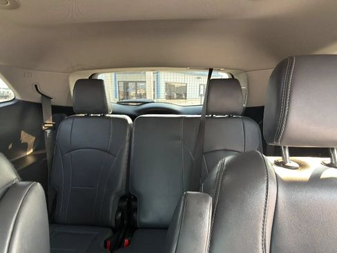 Used 2018 Buick Enclave Premium w/ Trailering Package AWD/4WD image 40