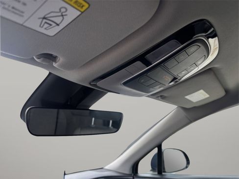 Used 2022 Hyundai Santa Fe SEL w/ Cargo Package image 19