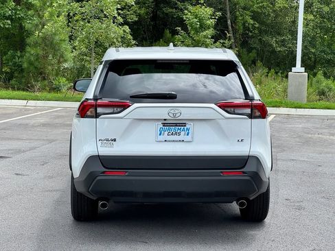 Used 2025 Toyota RAV4 LE FWD image 4