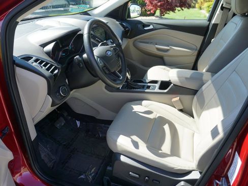 Used 2018 Ford Escape SEL AWD/4WD image 7