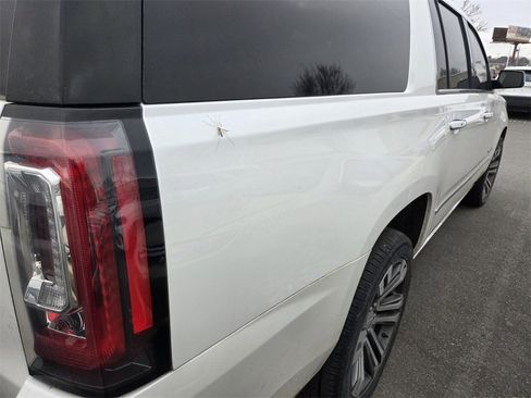 Used 2020 GMC Yukon XL Denali w/ Denali Ultimate Package image 6