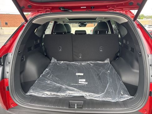 New 2025 Hyundai Tucson SEL image 17