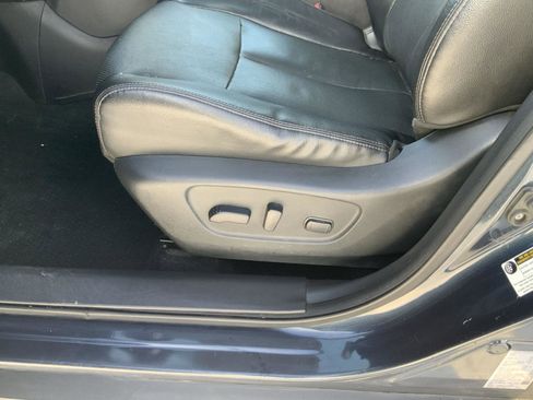 Used 2016 Nissan Rogue SL w/ SL Premium Package image 26