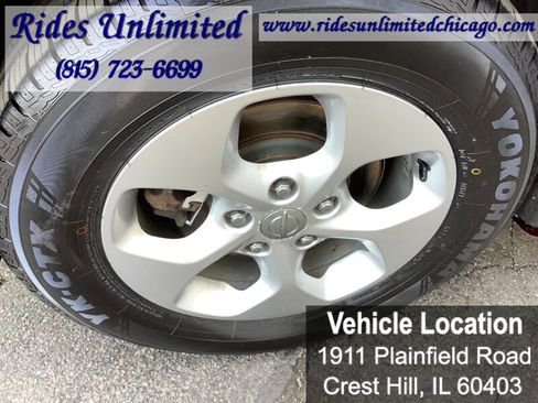 Used 2017 Chrysler Pacifica Touring-L Plus w/ Advanced Safetytec Group FWD image 27