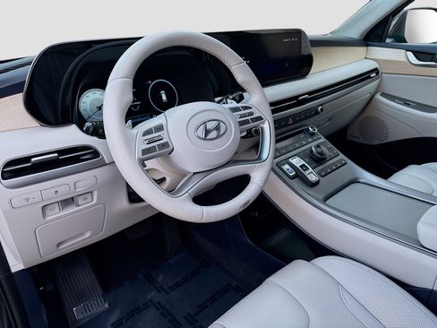 Used 2023 Hyundai Palisade Limited image 7