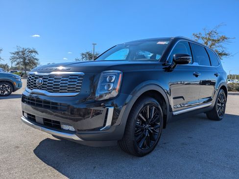Certified 2021 Kia Telluride SX w/ Towing Package image 9