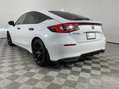 Used 2026 Honda Civic Sport image 4