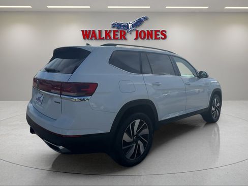 Used 2025 Volkswagen Atlas SE image 6