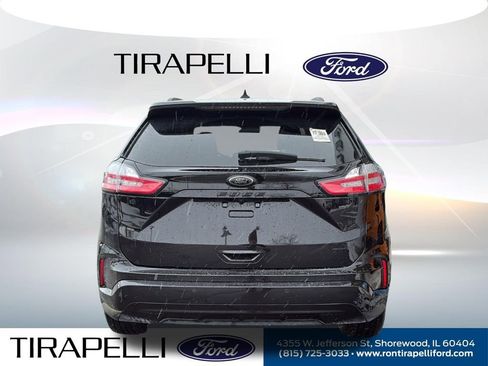 Certified 2024 Ford Edge SE w/ Black Appearance Package AWD/4WD image 10