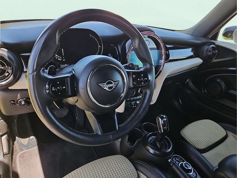 Used 2022 MINI Cooper S w/ Signature Upholstery Package image 9