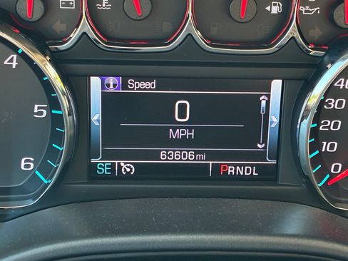 Used 2018 GMC Sierra 1500 SLT w/ SLT Premium Package RWD image 8
