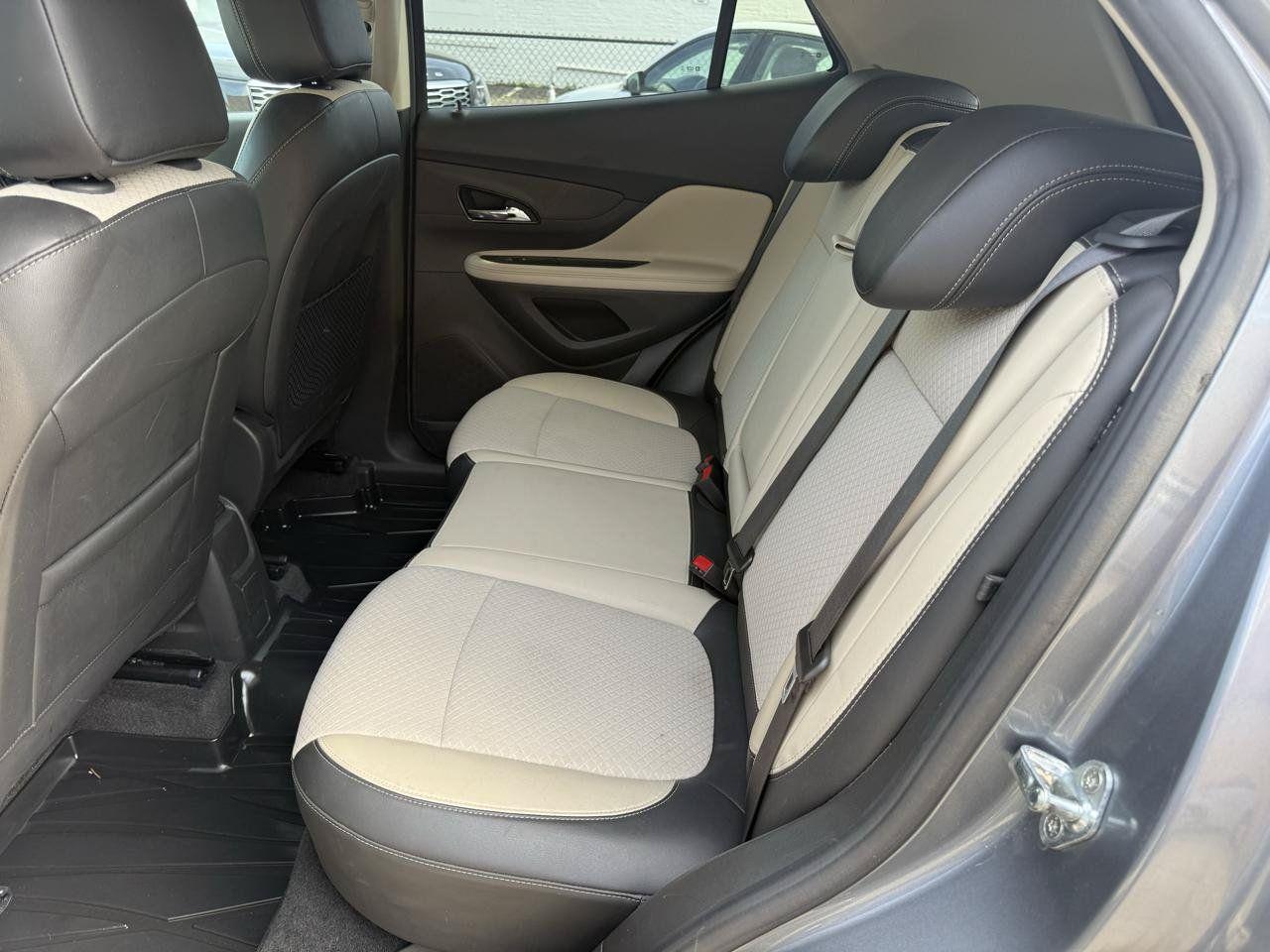 Used 2019 Buick Encore Preferred AWD/4WD image 19