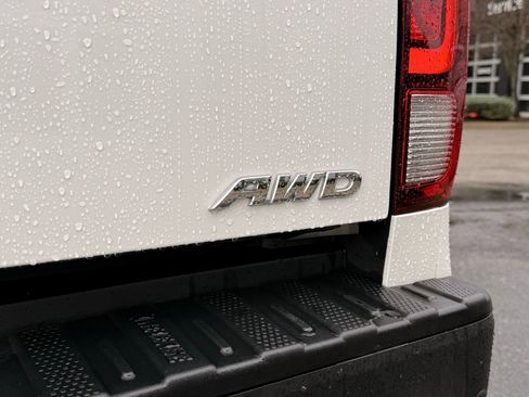 Used 2023 Honda Ridgeline Black Edition image 10