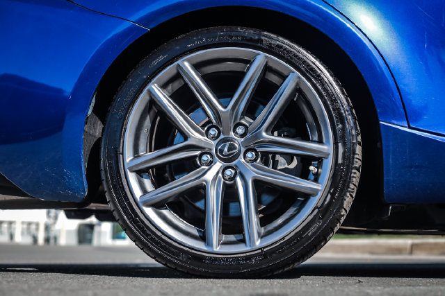 Used 2016 Lexus IS 350 AWD w/ F Sport Package image 7