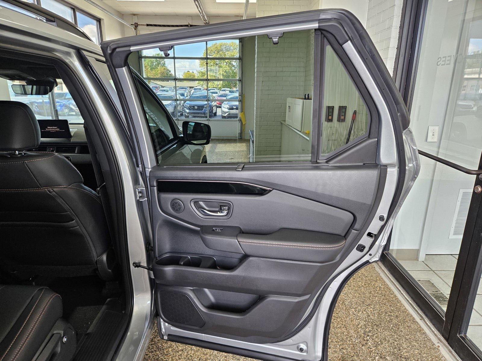 New 2026 Honda Pilot TrailSport image 17