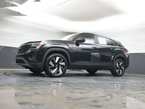 Used 2026 Volkswagen Atlas Cross Sport SE AWD/4WD image 26