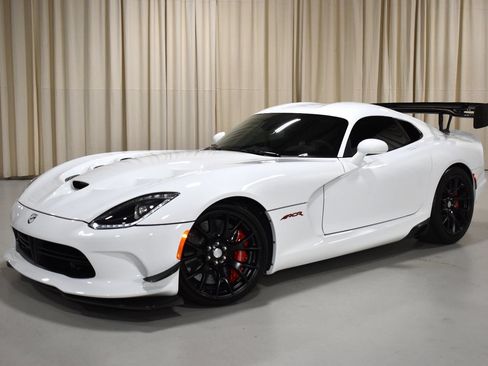 Used 2016 Dodge Viper ACR RWD image 1