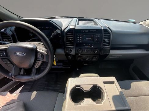 Used 2017 Ford F150 XL w/ Equipment Group 101A Mid AWD/4WD image 8