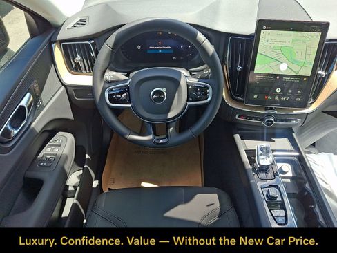 Certified 2026 Volvo XC60 B5 Core w/ Protection Package Premier AWD/4WD image 8