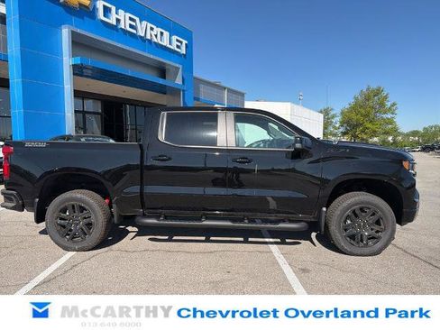 New 2026 Chevrolet Silverado 1500 LT Trail Boss w/ Dark Appearance Package AWD/4WD image 2