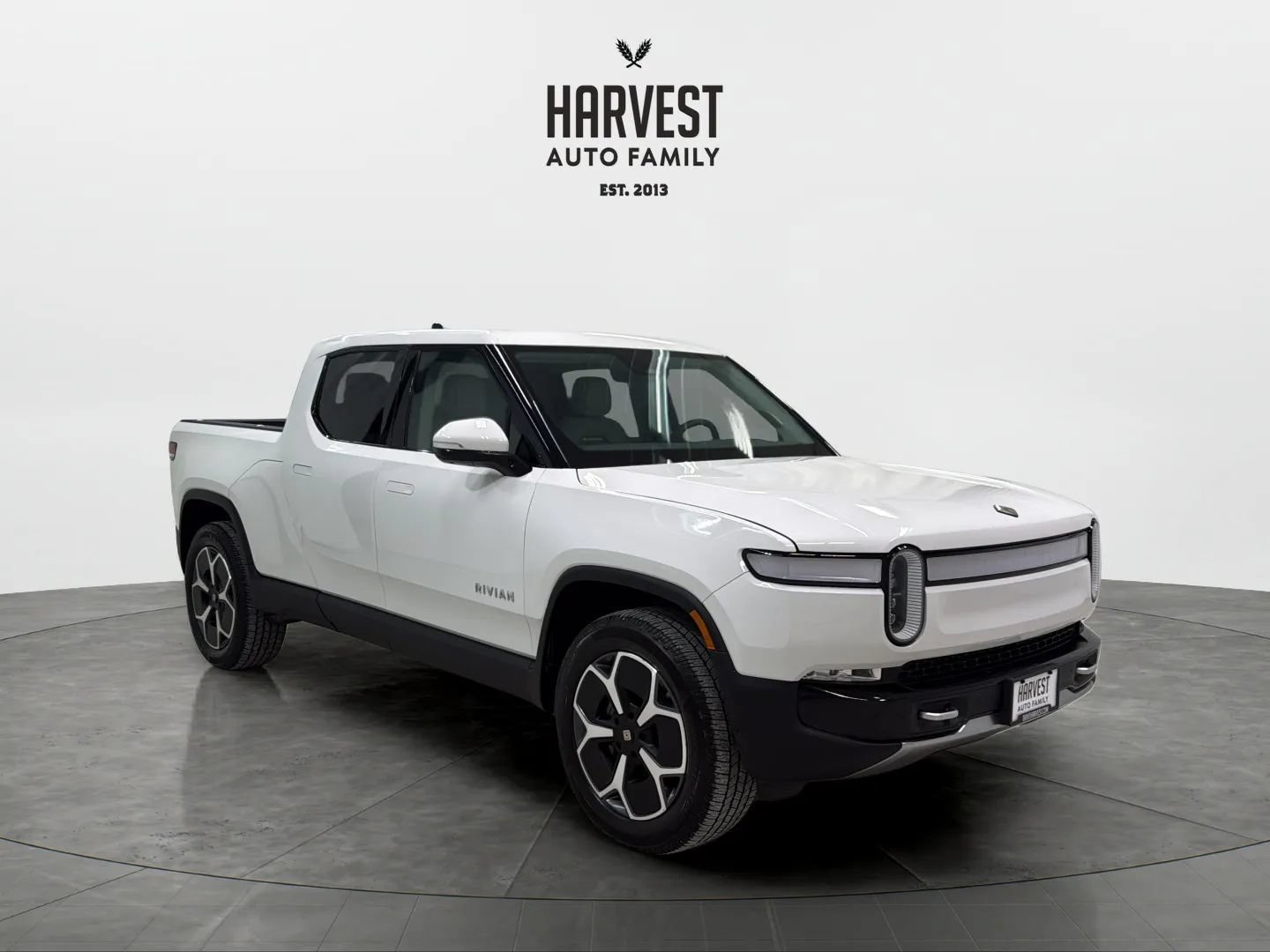 Used 2024 Rivian R1T Adventure Dual AWD/4WD image 10
