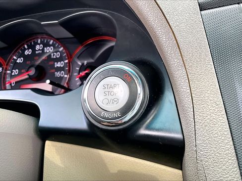 Used 2008 Nissan Altima 3.5 SE w/ Premium Pkg FWD image 34
