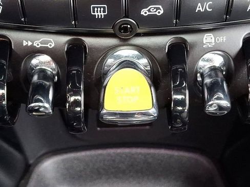 Used 2021 MINI Cooper SE w/ 8.8" Touchscreen Nav Package image 27