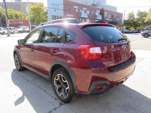 Used 2015 Subaru Crosstrek 2.0i Limited image 4